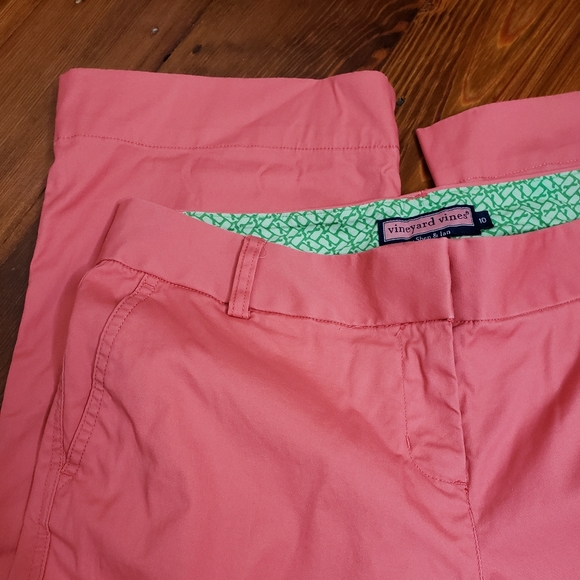 vineyard vines chinos